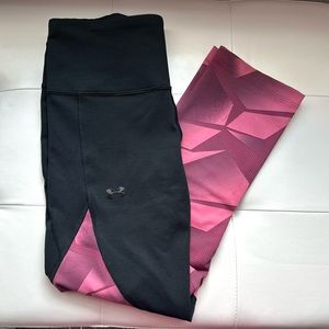 Under Armour Women’s 3/4 Leggings Size Small